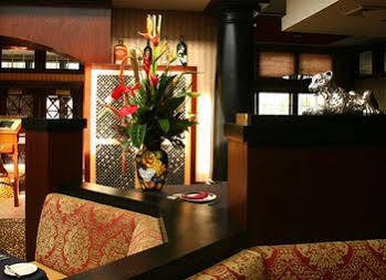 Bertram Inn And Conference Center Aurora Bagian luar foto